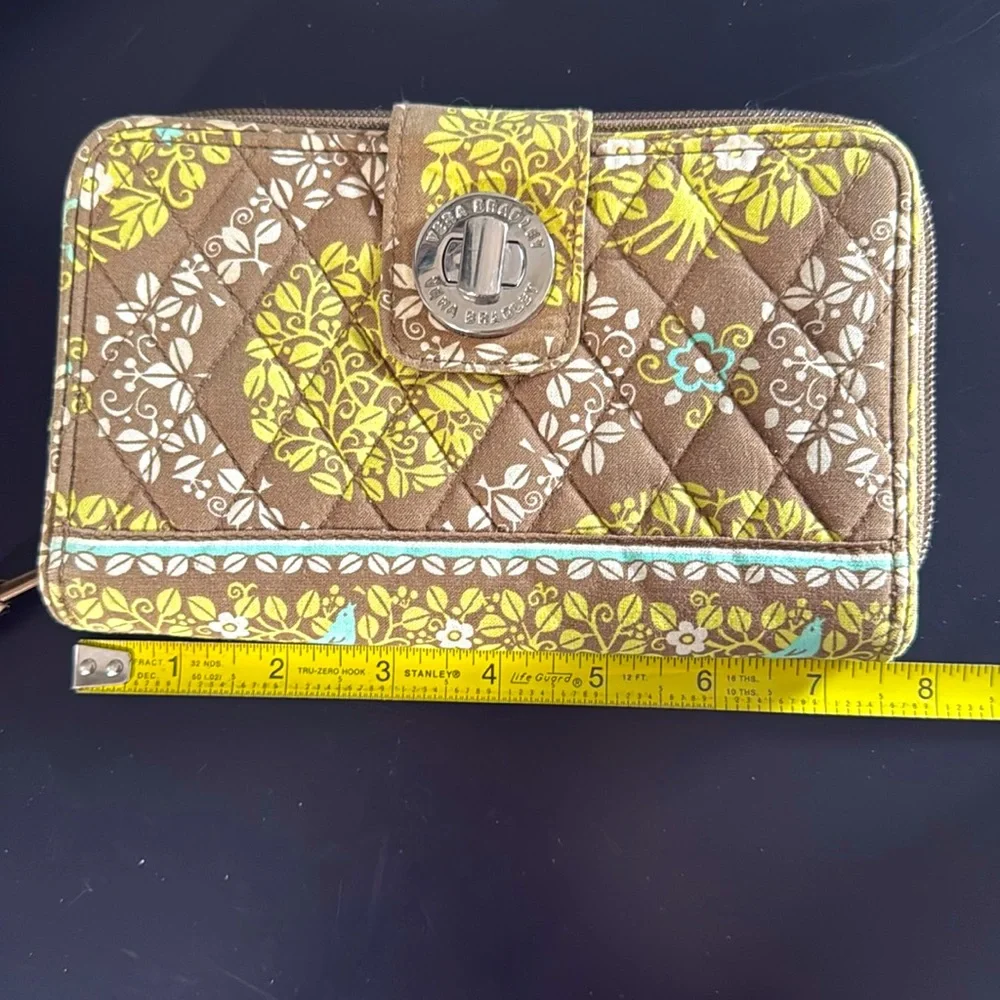 Vera Bradley Sitting In A Tree Turnlock Wallet